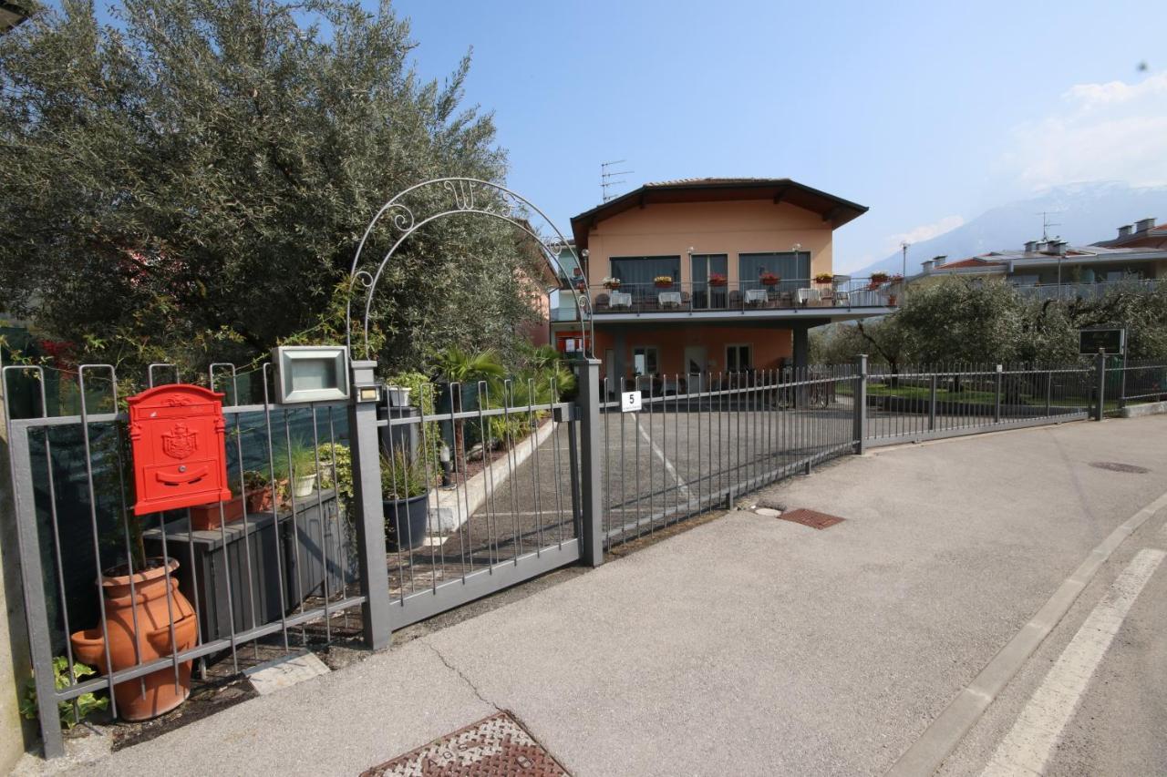 B&B Casa Wanda Since 1999 Riva del Garda Eksteriør bilde