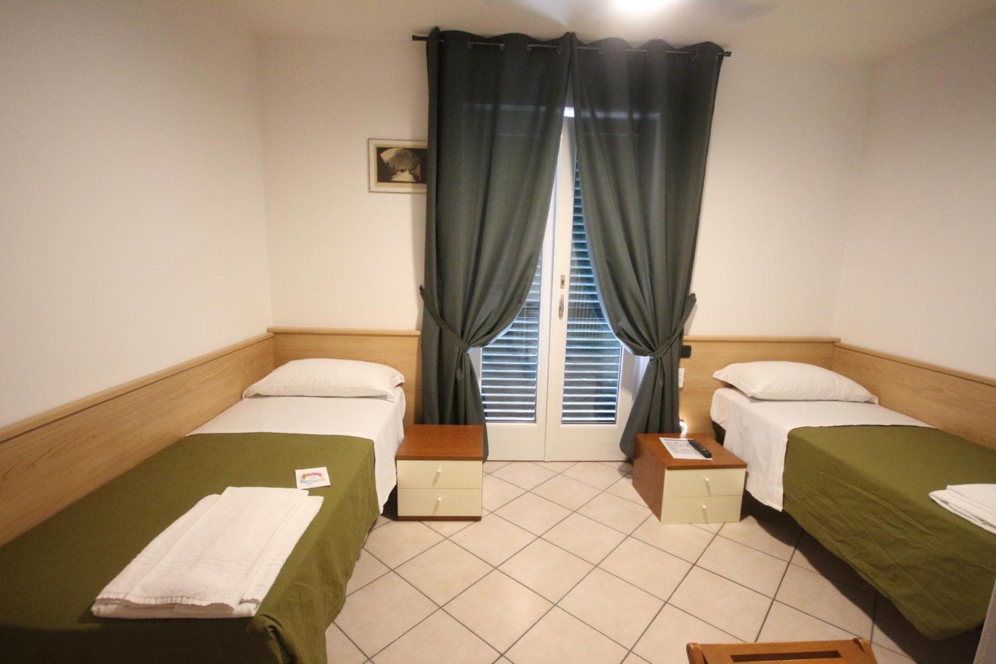 B&B Casa Wanda Since 1999 Riva del Garda Eksteriør bilde
