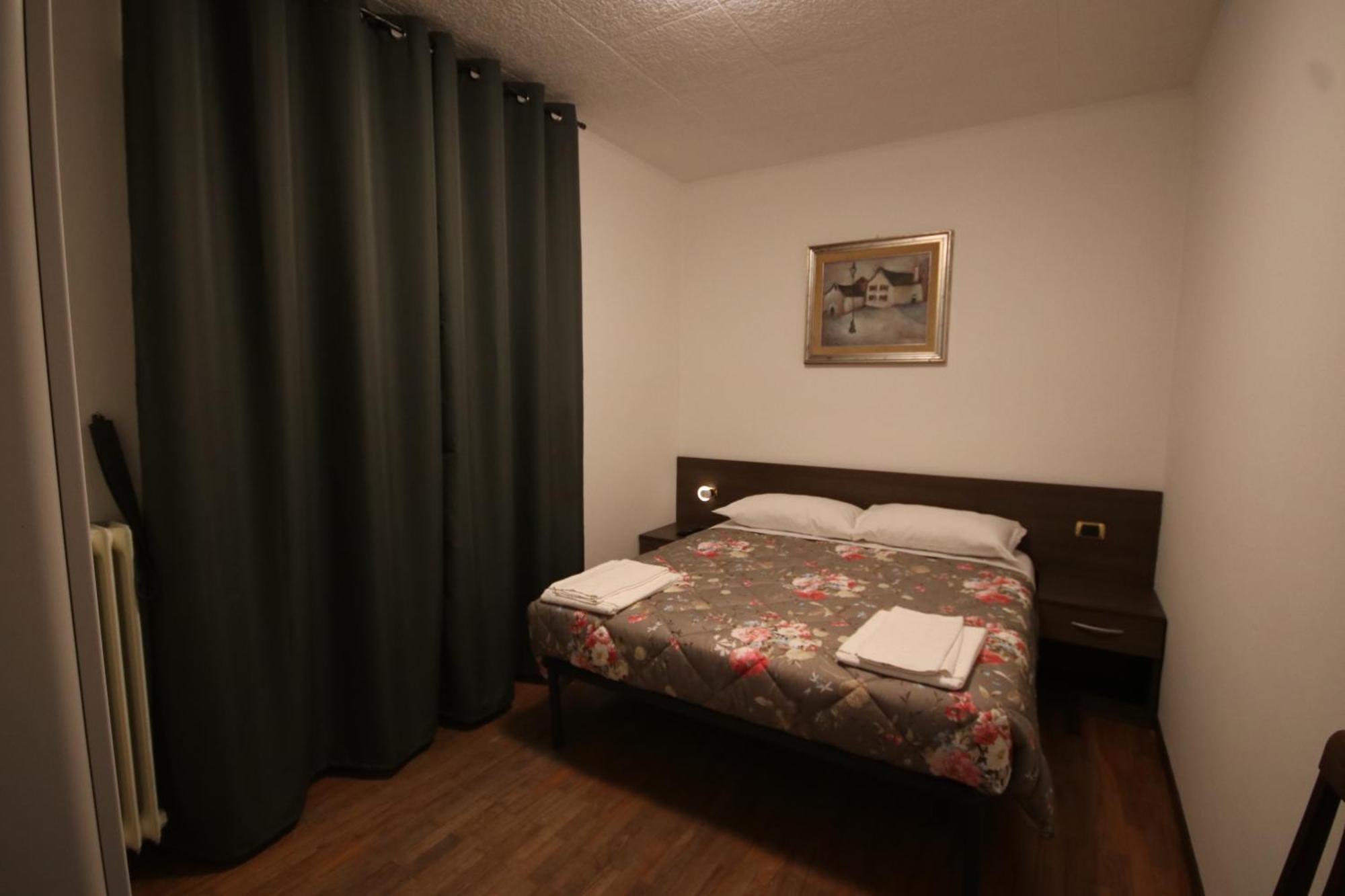 B&B Casa Wanda Since 1999 Riva del Garda Rom bilde