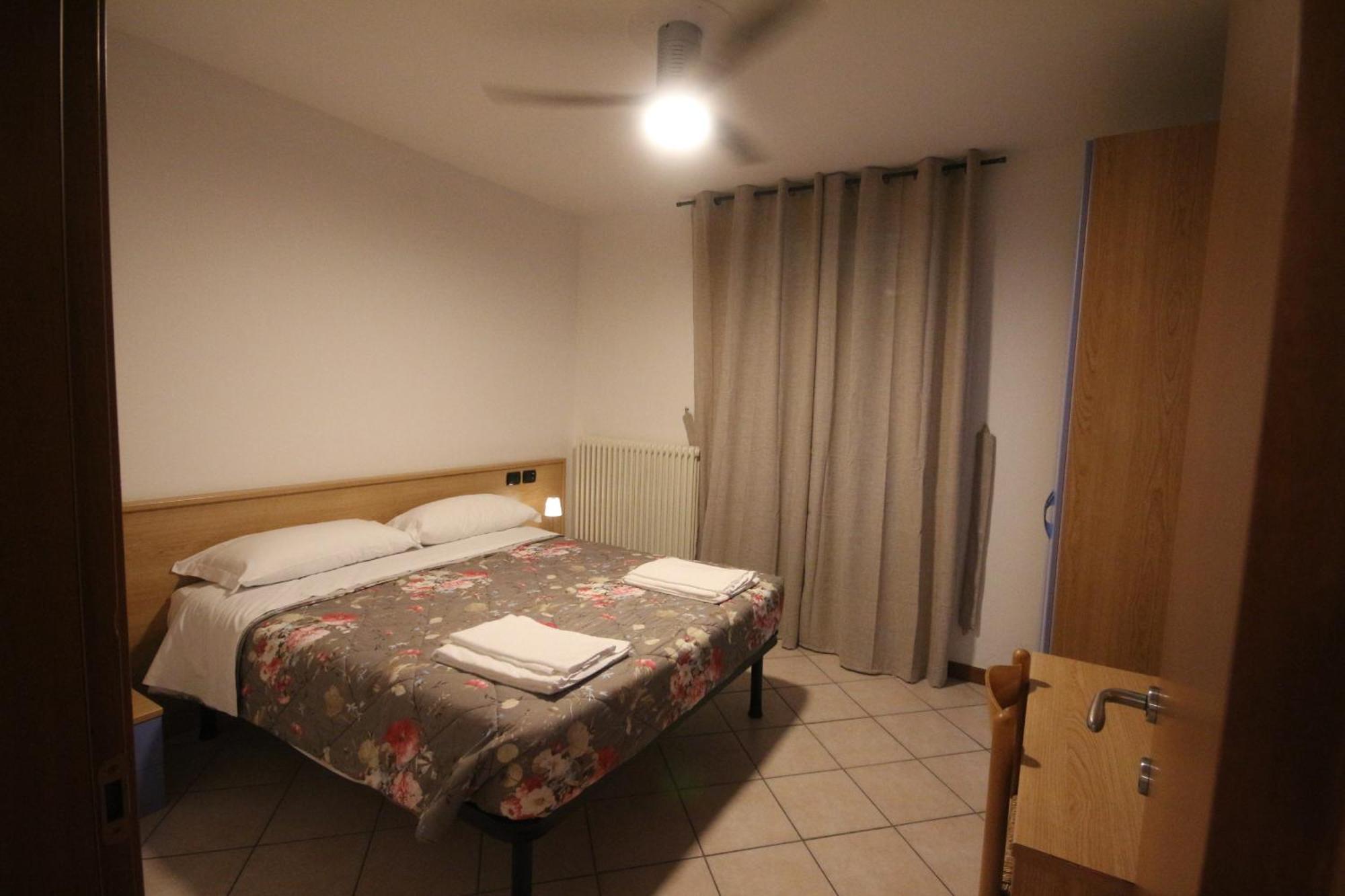 B&B Casa Wanda Since 1999 Riva del Garda Rom bilde