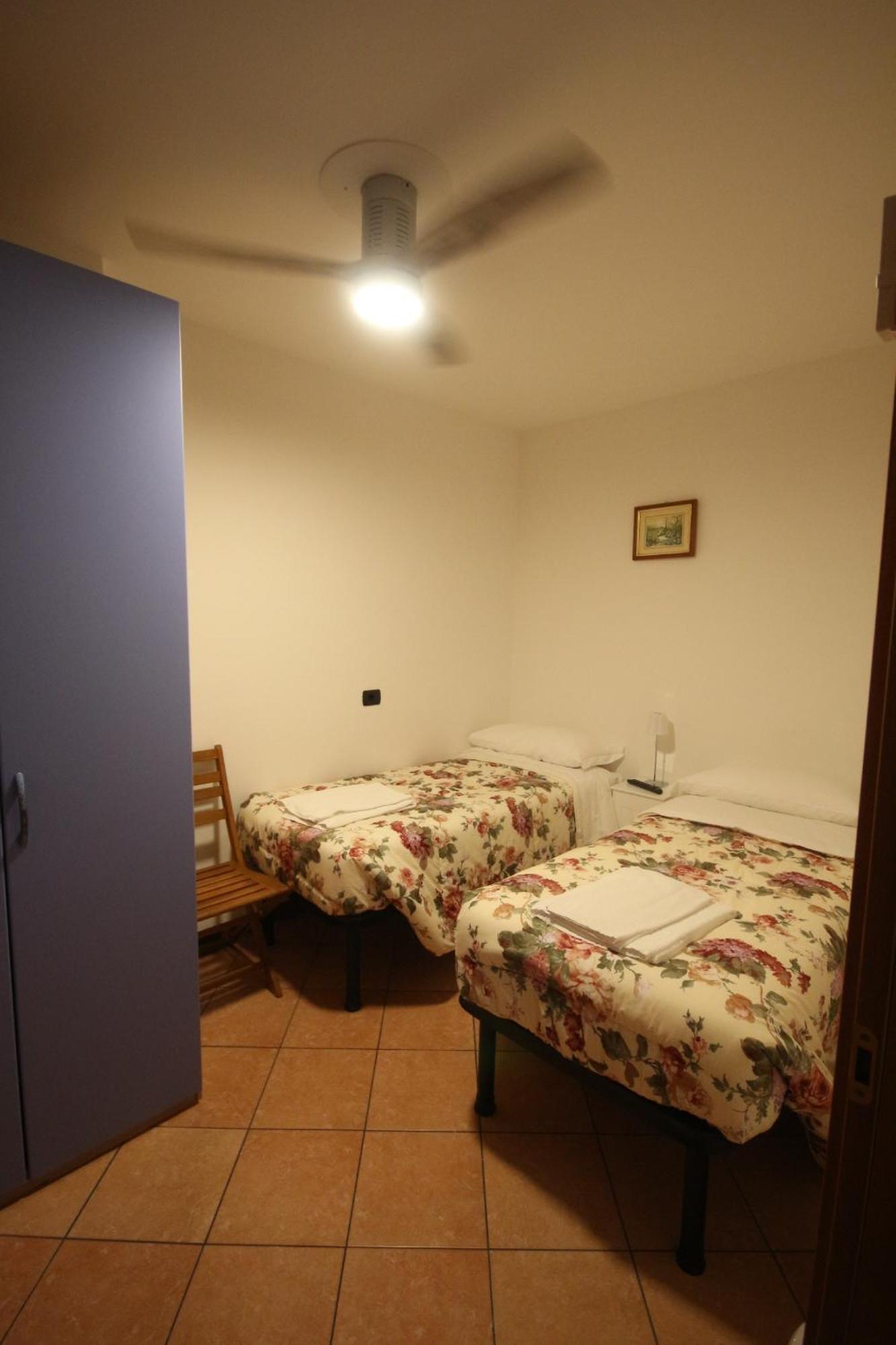 B&B Casa Wanda Since 1999 Riva del Garda Rom bilde