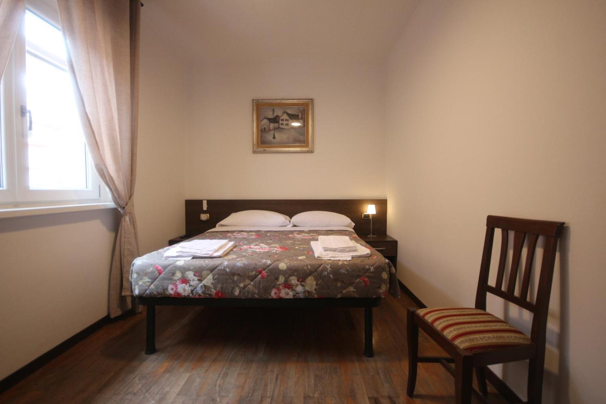 B&B Casa Wanda Since 1999 Riva del Garda Rom bilde